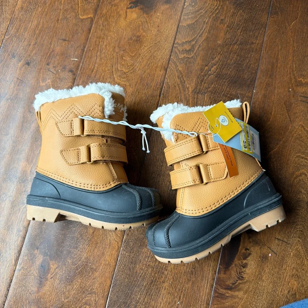 Cat & Jack Toddler Boys Waterproof Snow Boots Tan Black Faux Fur Size 6 NEW